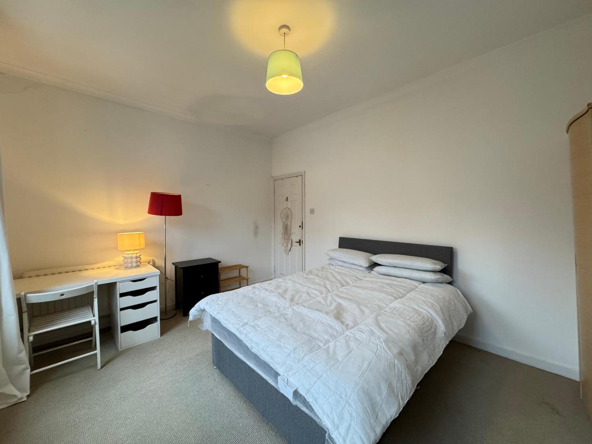 Appartamento Inviting 4bd With Roof Terrace Nine Elms *