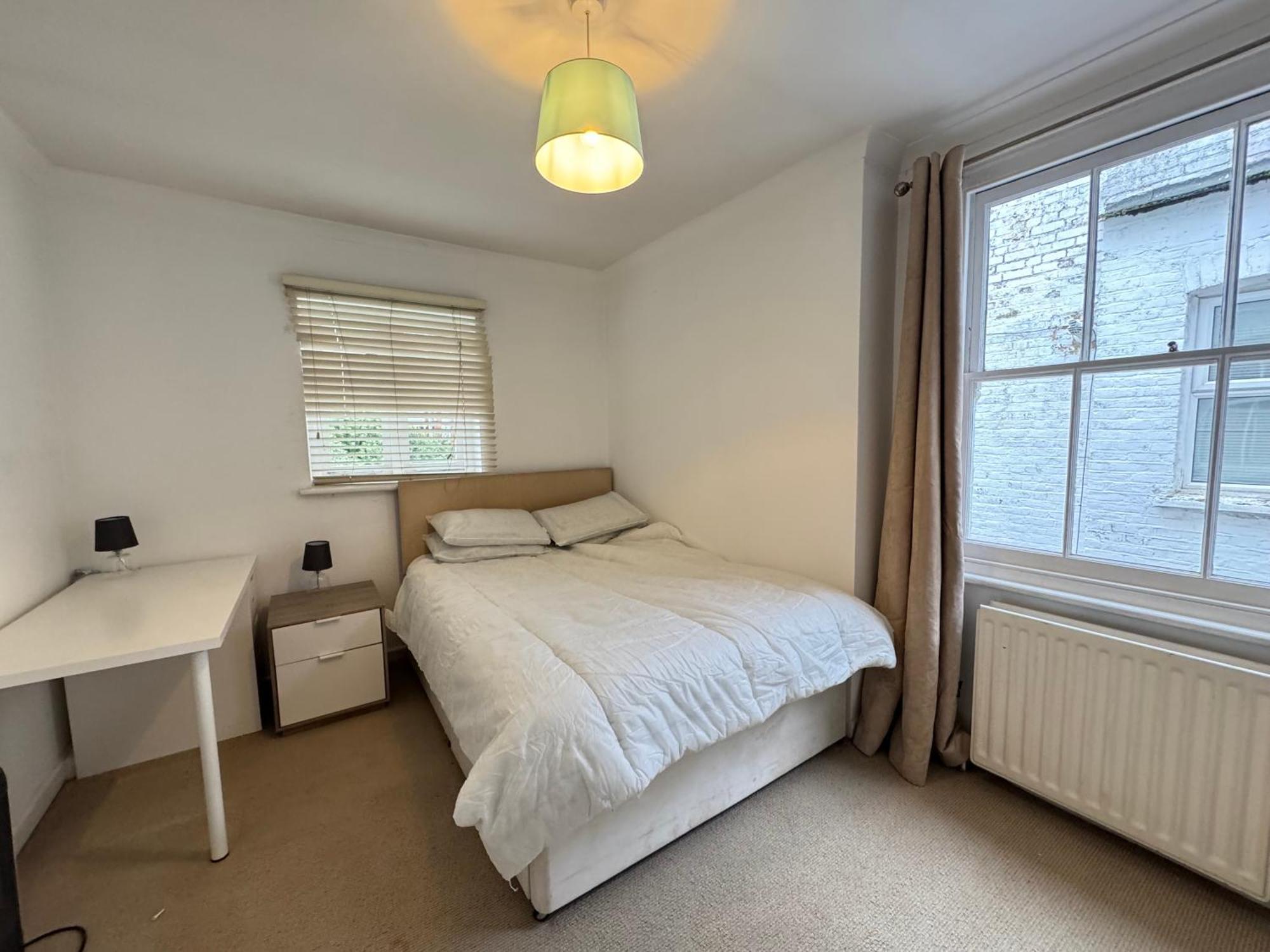 Inviting 4bd With Roof Terrace Nine Elms * Londra