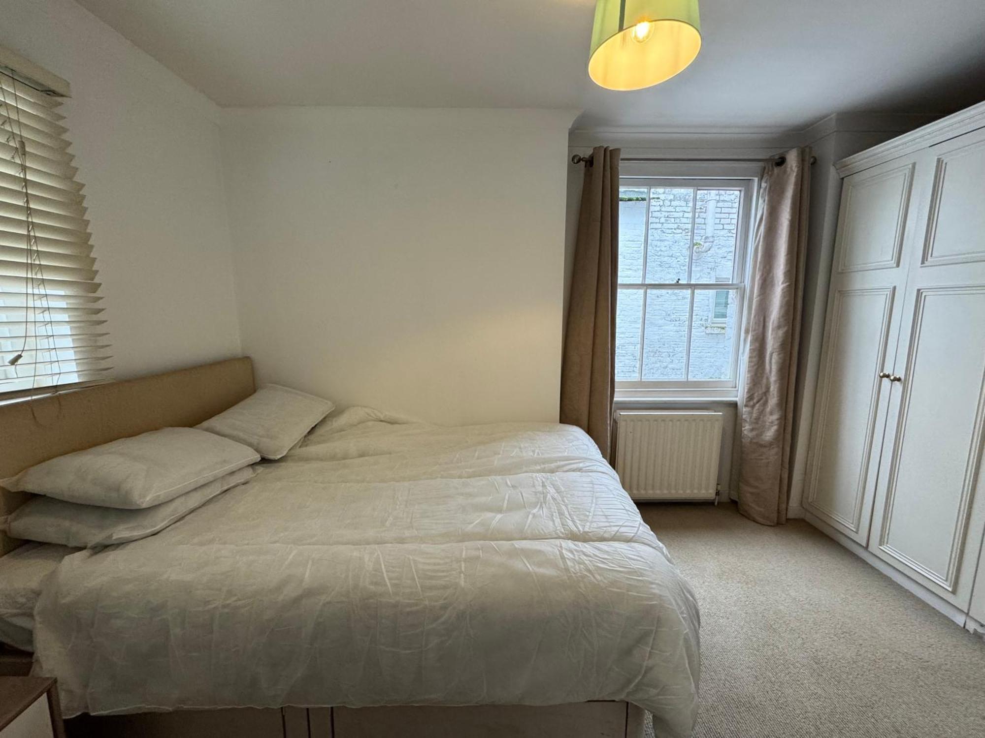 Inviting 4bd With Roof Terrace Nine Elms Appartamento